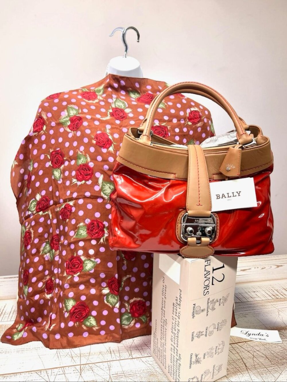 Classic 1831 Bally Switzerland Patten Leather Shoulder Lg Bag Red Lock+ Scarf(7 - Picture 5 of 16